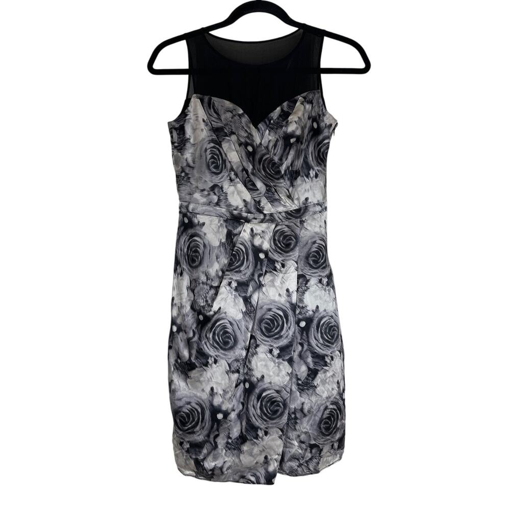 Cynthia Steffe Silk Floral Dress Sleeveless Black White Rose Print Sz 0 Sheath